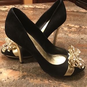 BEVERLY FELDMAN Black/Gold Suede Leather Heels Open Toe Shoes 9M
